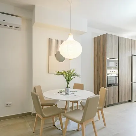 Moott Homes Suites Casa De Los Leones Apto 2 Almeria Exterior photo